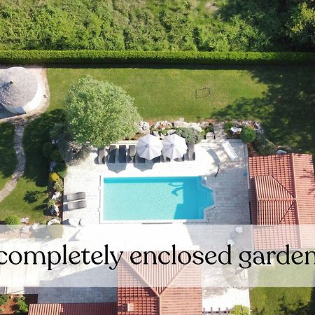 Spacious Villa With Pool, Indoor Jacuzzi And Sauna Near Porec Visnjan Ngoại thất bức ảnh