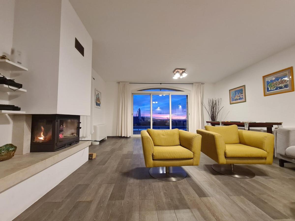 Spacious Villa With Pool, Indoor Jacuzzi And Sauna Near Porec Visnjan Ngoại thất bức ảnh